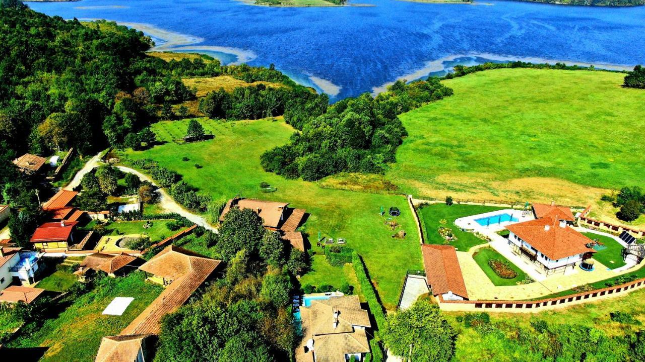 Complex Pristan In The Mountain Hotel Shilkovtsi Exterior foto