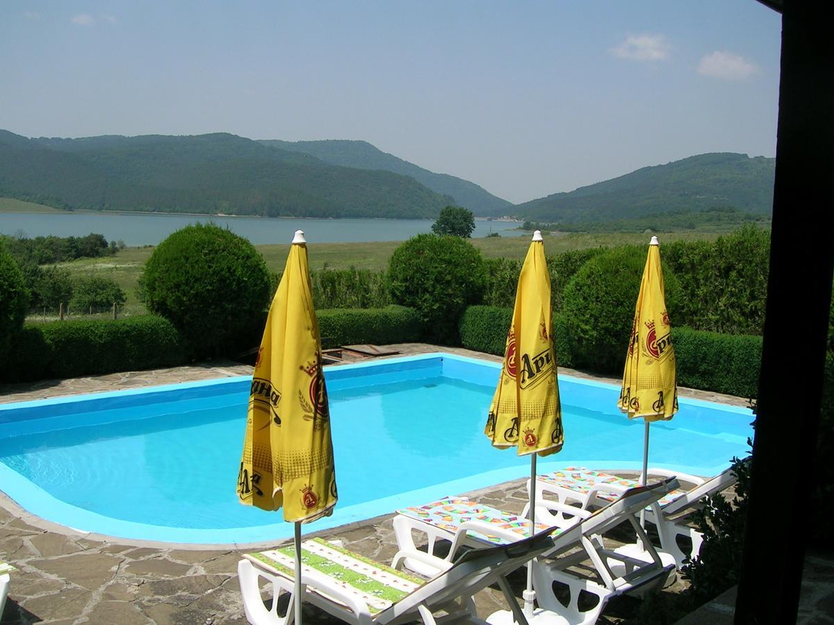 Complex Pristan In The Mountain Hotel Shilkovtsi Exterior foto